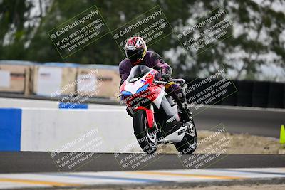 media/Apr-18-2025-TrackDaz (Fri) [[45f5874c44]]/A Group/Session 3 (Turn 6 - Outside)/